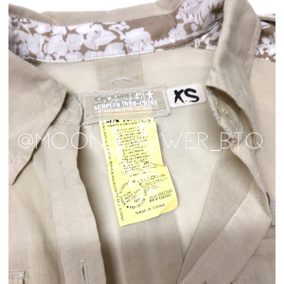 Da-Nang Woven Mastic Button Up Blouse • Tan Floral Trim • Roll Tab Sleeves - Picture 7 of 13